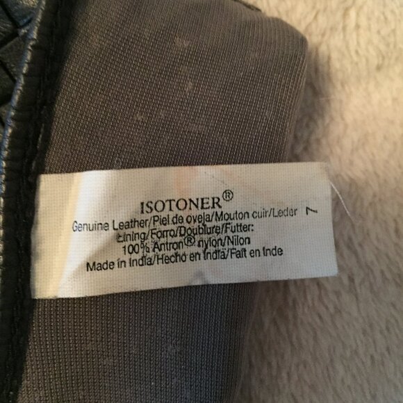 ISOTONER  Black leather gloves sz 7 - Picture 8 of 9